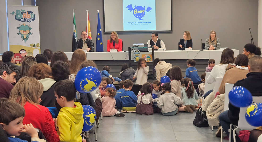 Así quiere fomentar la Junta el aprendizaje de lenguas extranjeras en Extremadura