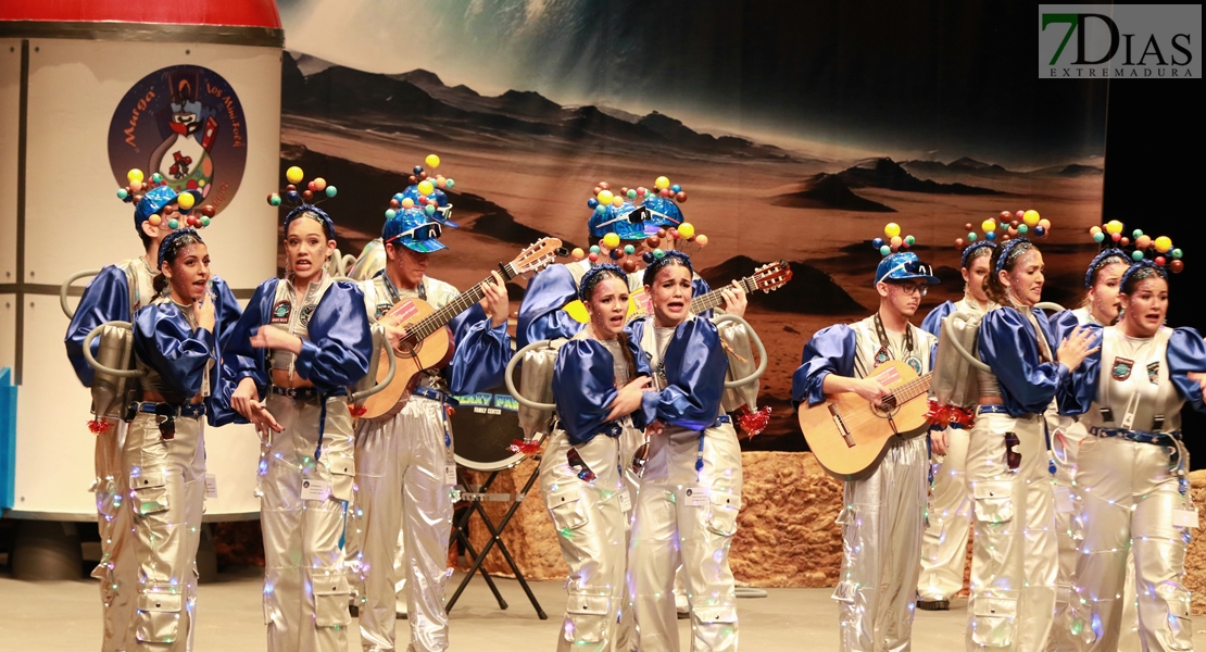 COMBA 2024: Actuación y entrevista de 'Los Mini Folk' en preliminares
