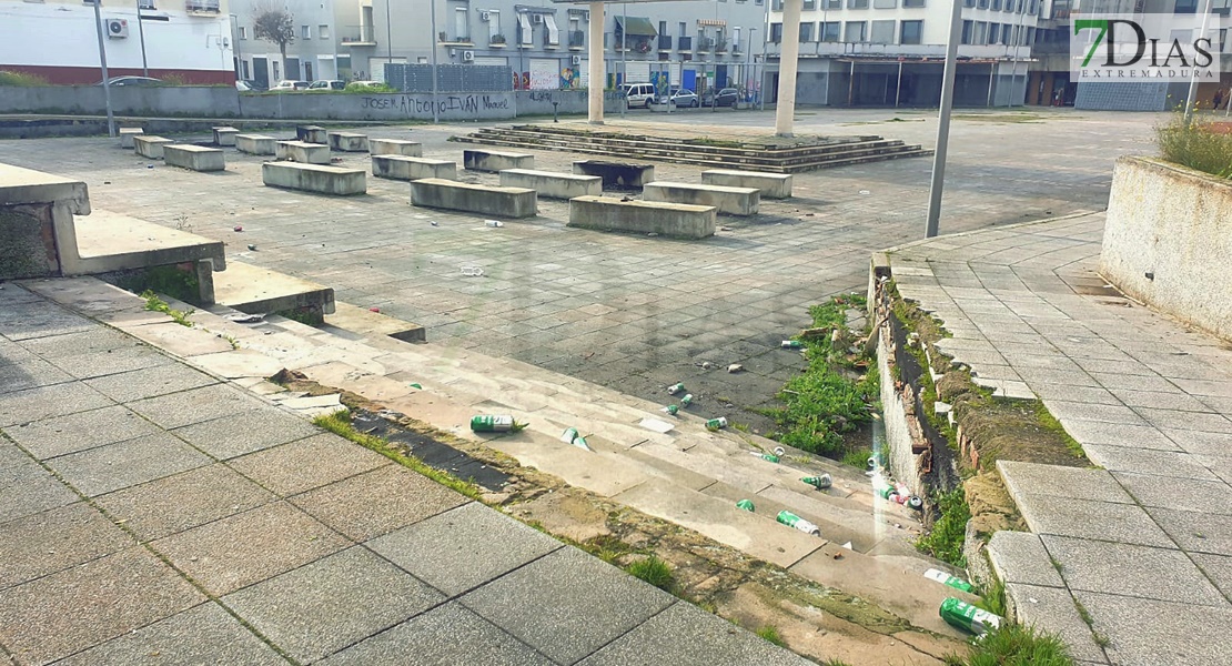 Vecinos de San Lázaro en Mérida: "Llevamos años olvidados, nadie nos muestra el más mínimo de respeto"