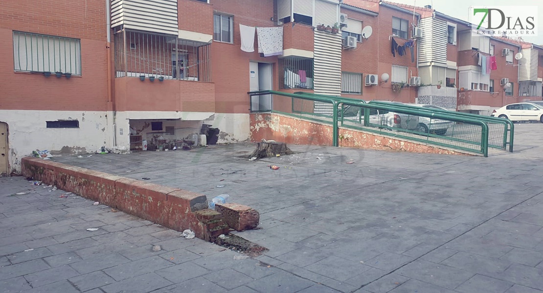 Vecinos de San Lázaro en Mérida: "Llevamos años olvidados, nadie nos muestra el más mínimo de respeto"