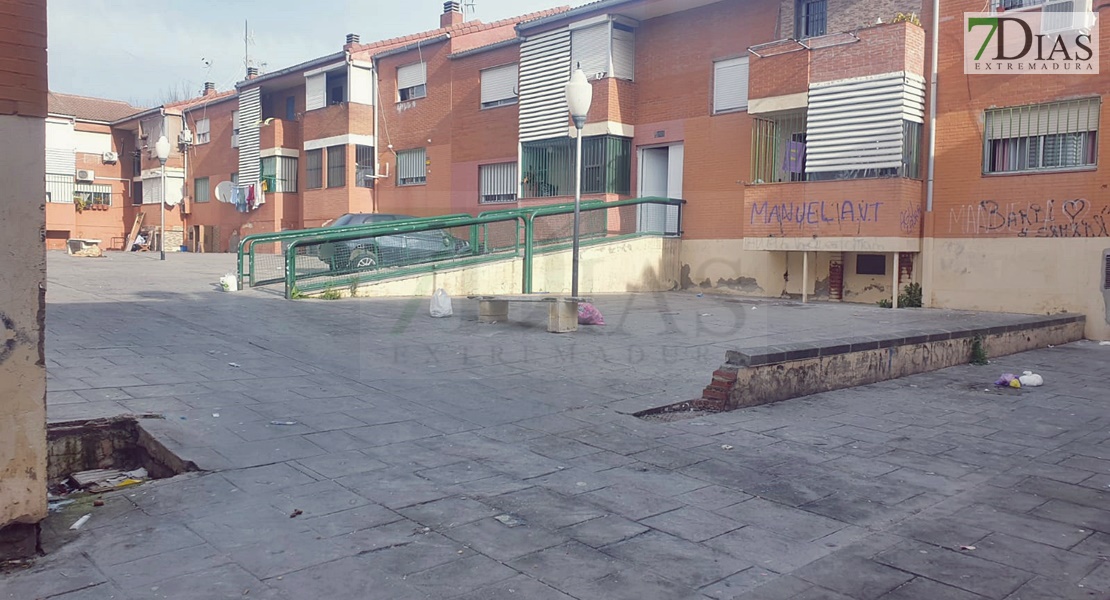 Vecinos de San Lázaro en Mérida: "Llevamos años olvidados, nadie nos muestra el más mínimo de respeto"