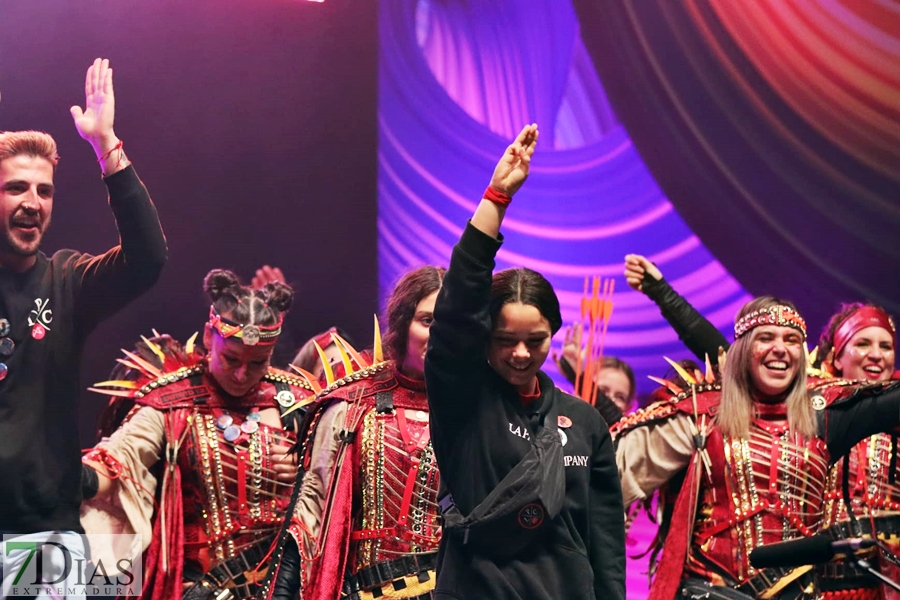 Los carnavaleros disfrutan de la Gran Gala del Carnaval de Badajoz 2024