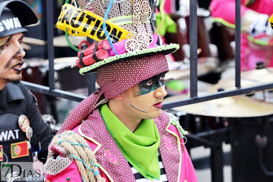 Los mejores primeros planos del gran desfile del Carnaval de Badajoz 2024