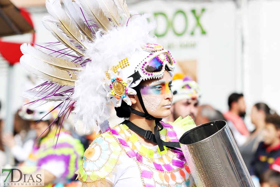 Los mejores primeros planos del gran desfile del Carnaval de Badajoz 2024