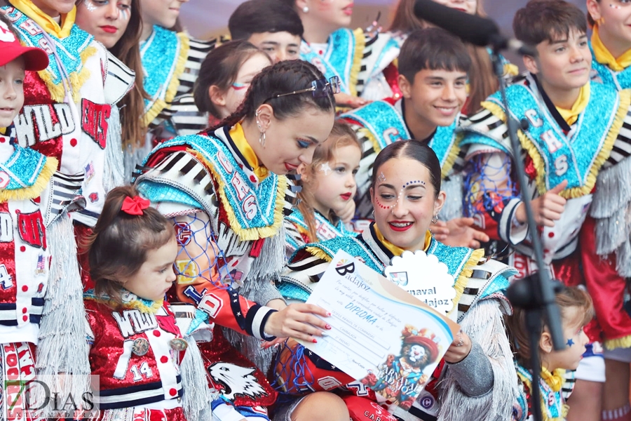 Los carnavaleros disfrutan de la Gran Gala del Carnaval de Badajoz 2024