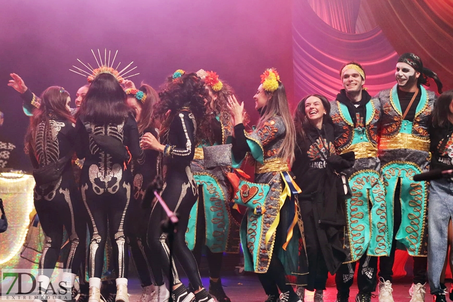 Los carnavaleros disfrutan de la Gran Gala del Carnaval de Badajoz 2024