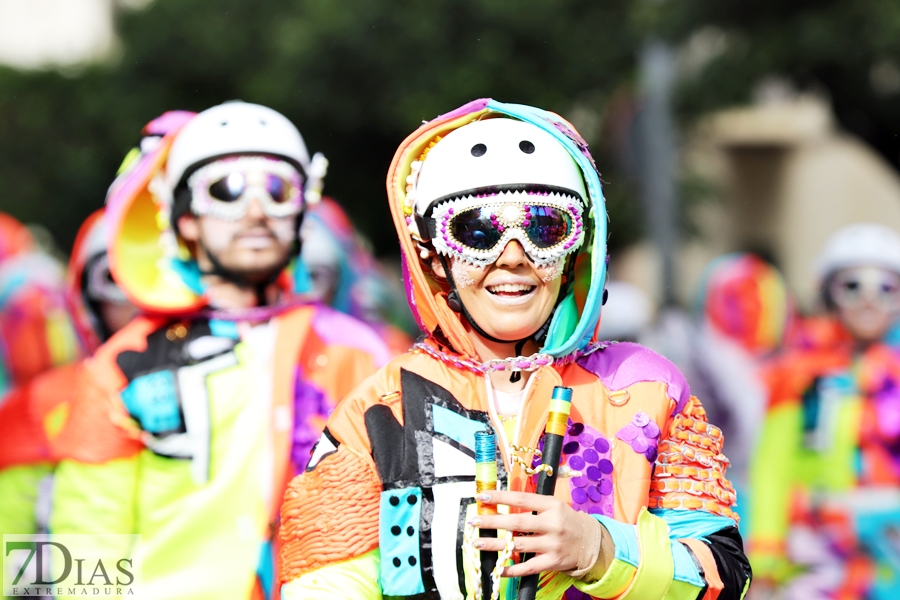 Los mejores primeros planos del gran desfile del Carnaval de Badajoz 2024