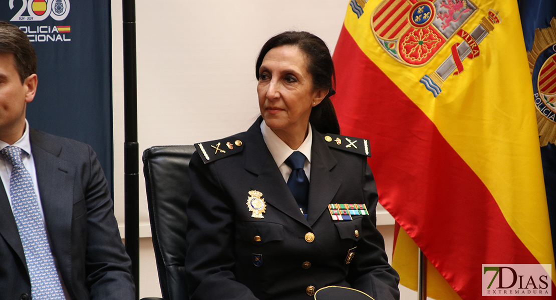 Toma posesión la nueva Jefa Superior de Policía de Extremadura en Badajoz