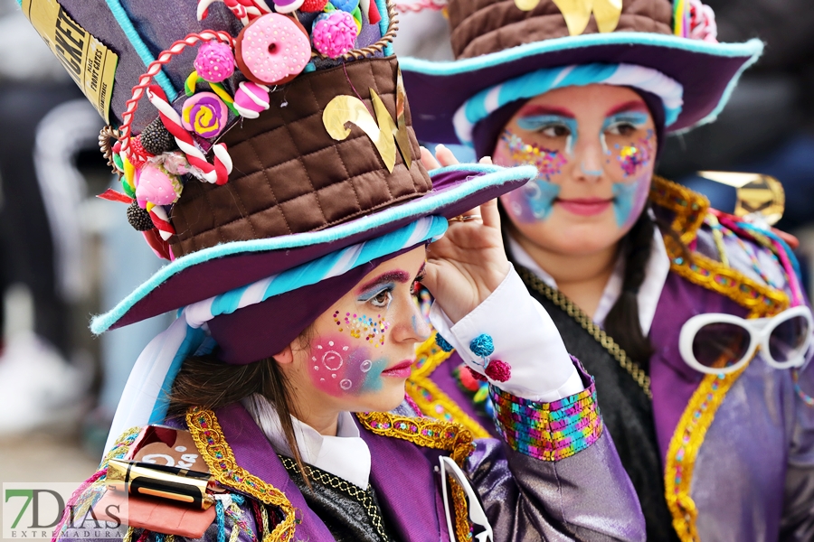 Los mejores primeros planos del gran desfile del Carnaval de Badajoz 2024