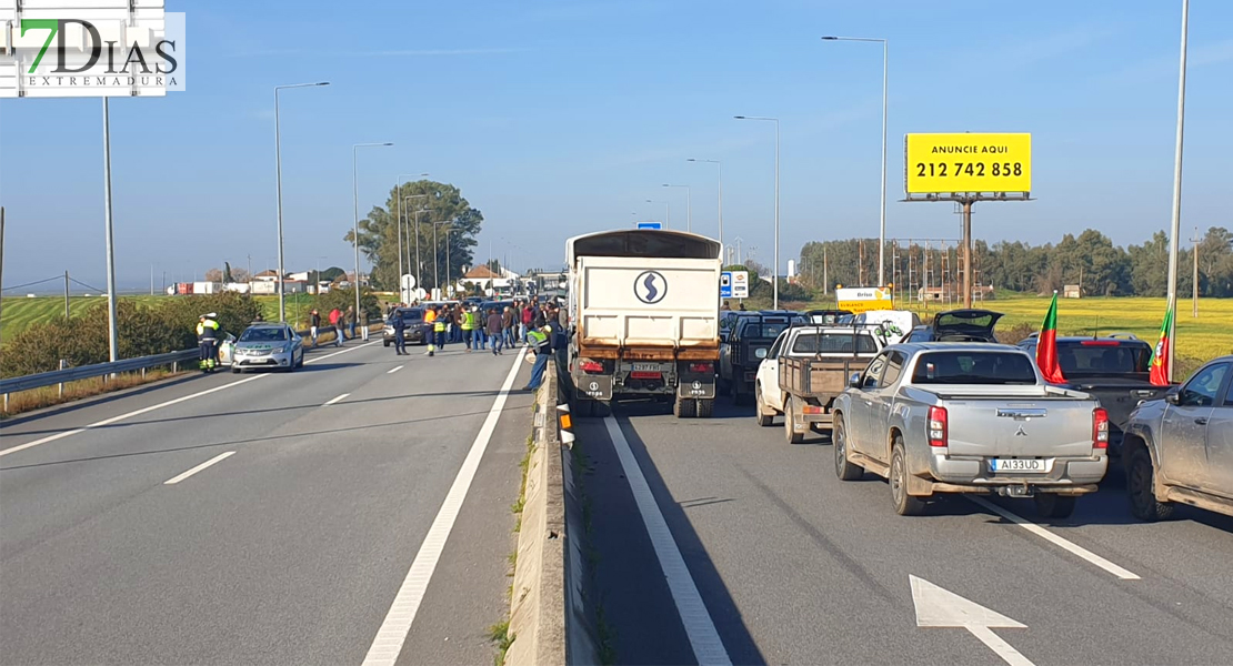 Cortan la frontera en Badajoz: no se puede entrar ni salir de España y Portugal