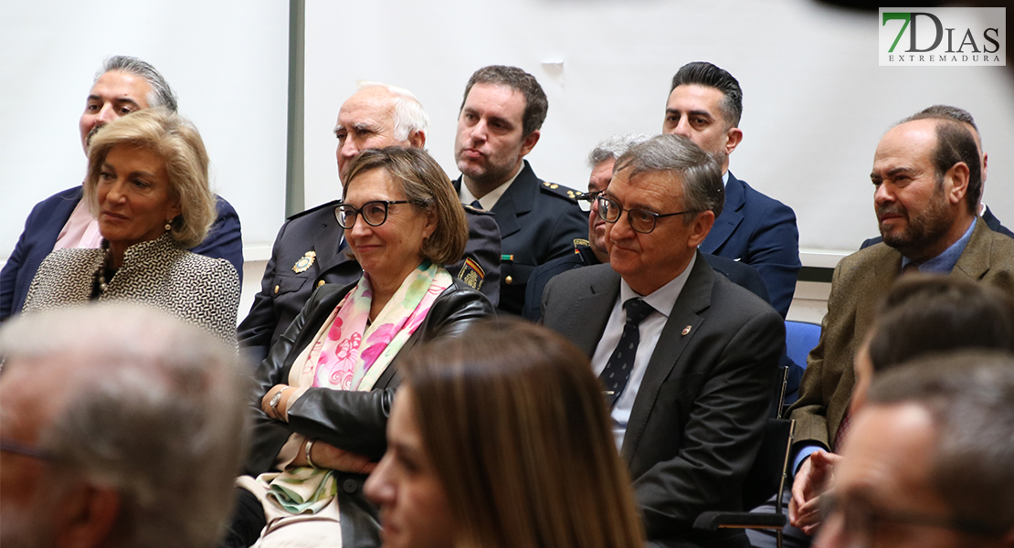 Toma posesión la nueva Jefa Superior de Policía de Extremadura en Badajoz