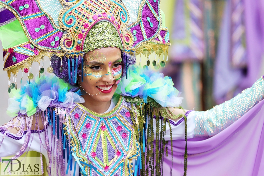 Los mejores primeros planos del gran desfile del Carnaval de Badajoz 2024