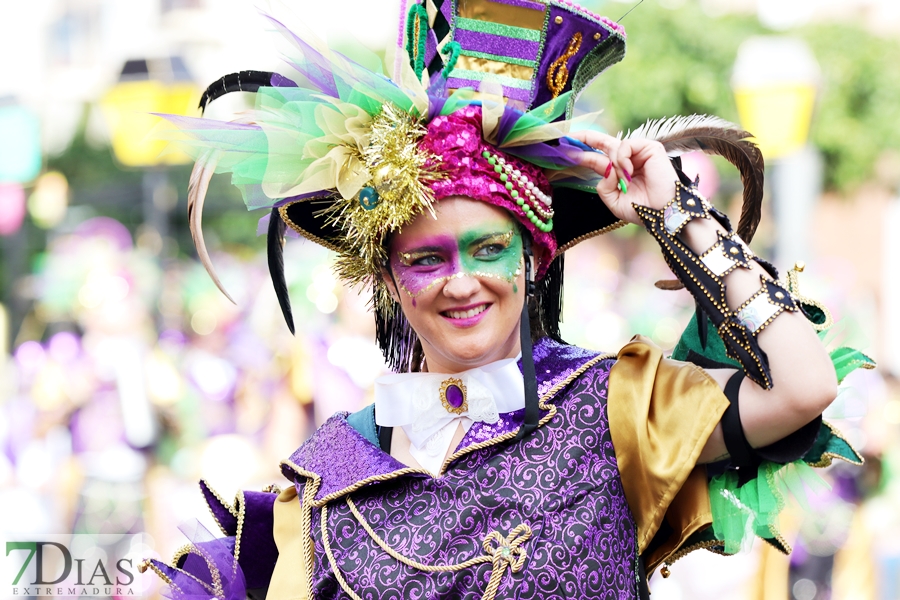 Los mejores primeros planos del gran desfile del Carnaval de Badajoz 2024