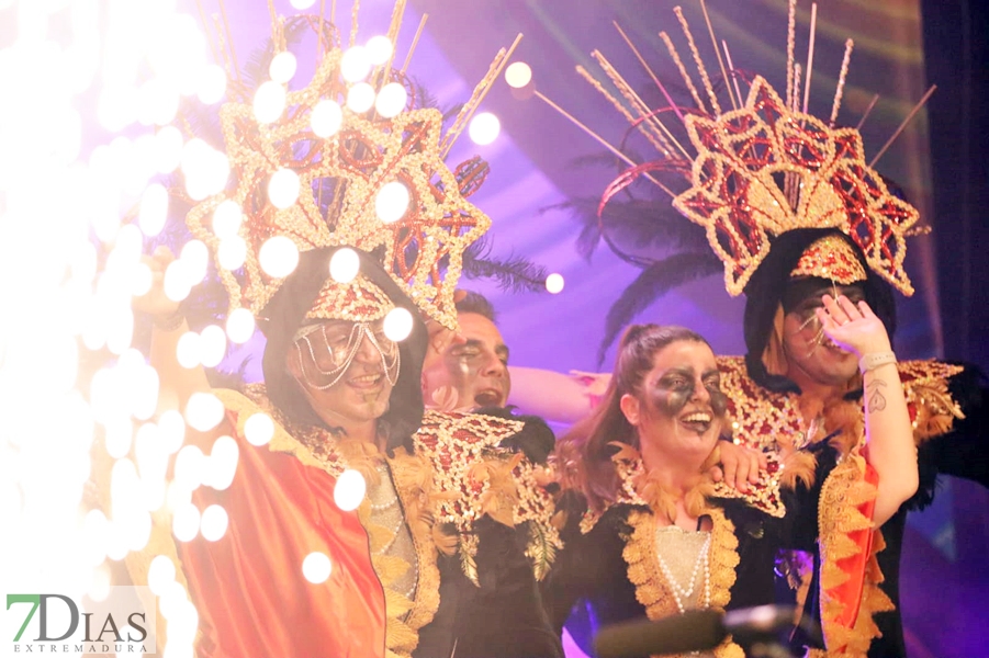 Los carnavaleros disfrutan de la Gran Gala del Carnaval de Badajoz 2024