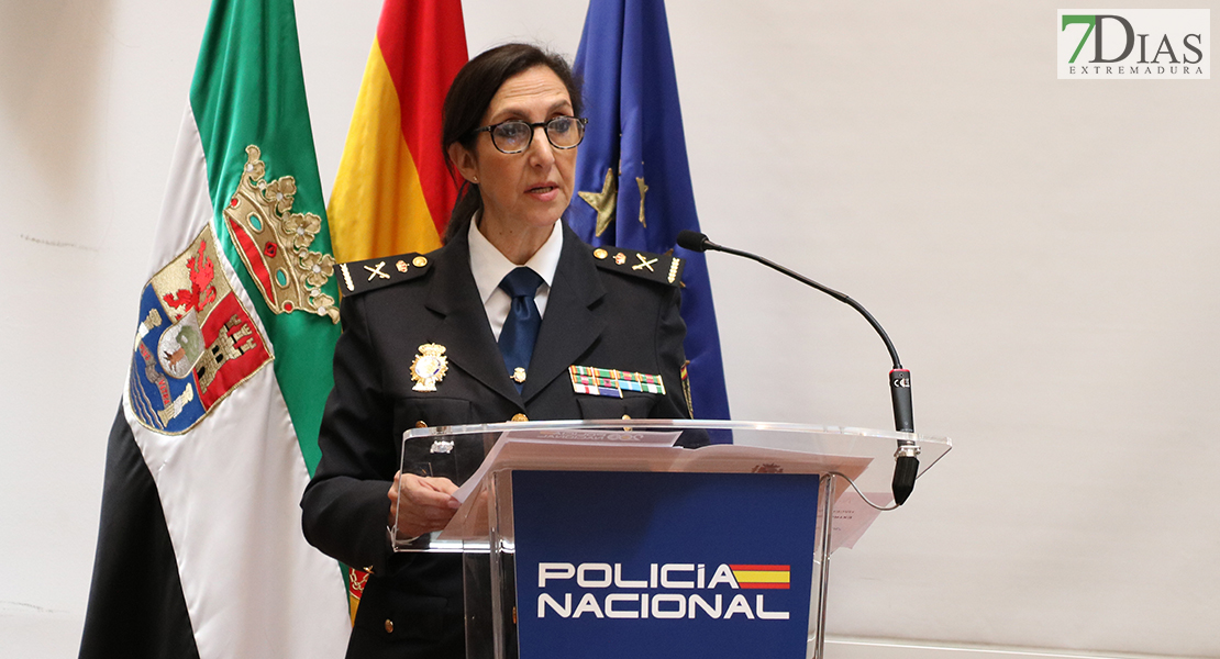 Toma posesión la nueva Jefa Superior de Policía de Extremadura en Badajoz