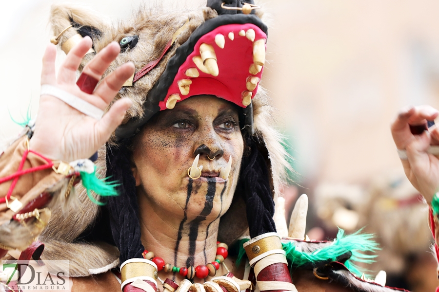 Los mejores primeros planos del gran desfile del Carnaval de Badajoz 2024