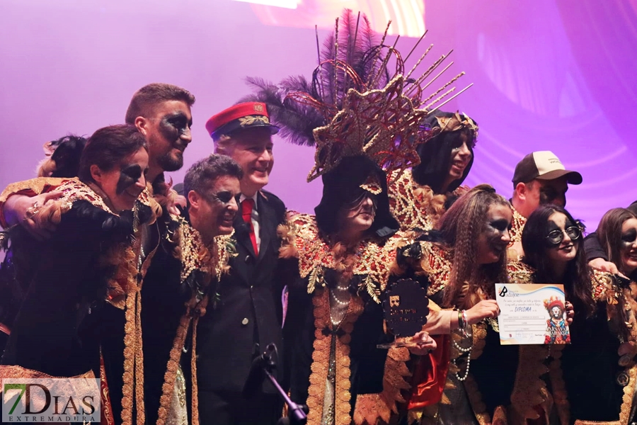 Los carnavaleros disfrutan de la Gran Gala del Carnaval de Badajoz 2024