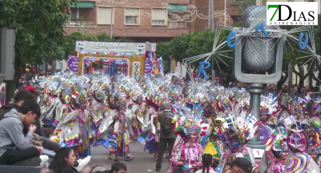 7Días retransmite en directo el Gran Desfile de Comparsas, pincha aquí