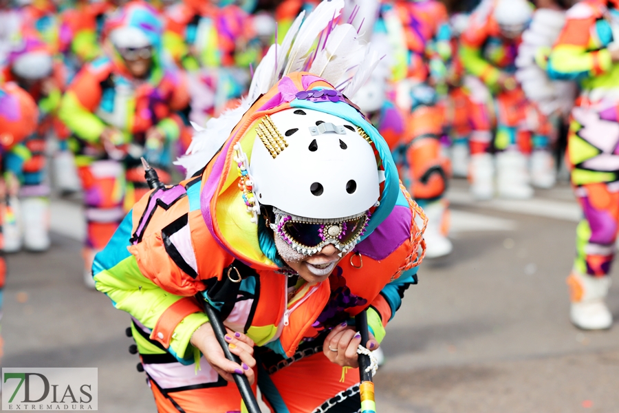 Los mejores primeros planos del gran desfile del Carnaval de Badajoz 2024