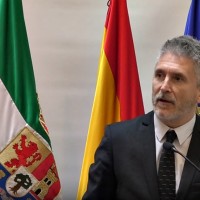 Piden la dimisión de Marlaska por el asesinato de varios guardias civiles en Barbate (Cádiz)