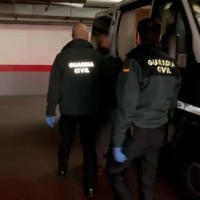 Primeras imágenes del registro a la casa del sacerdote de Don Benito