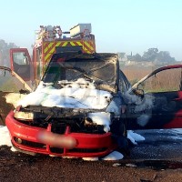 Incendio de vehículo en la N-432 a la entrada de Badajoz