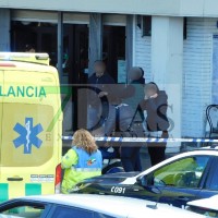 Fallece un joven tiroteado a plena luz de día en una gasolinera de Badajoz