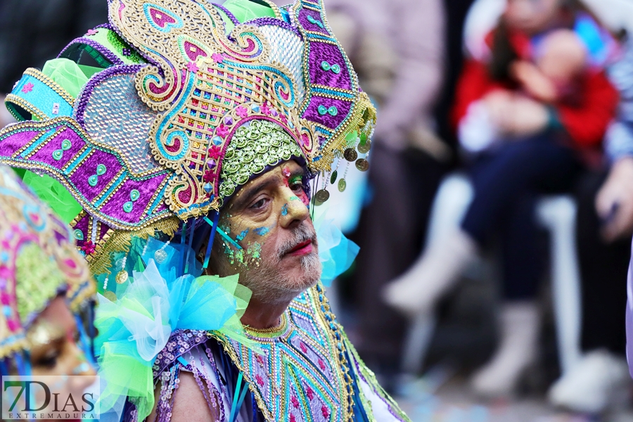 Los mejores primeros planos del gran desfile del Carnaval de Badajoz 2024