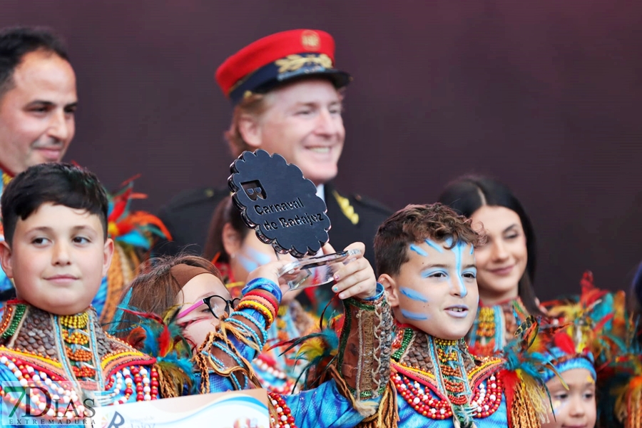 Los carnavaleros disfrutan de la Gran Gala del Carnaval de Badajoz 2024