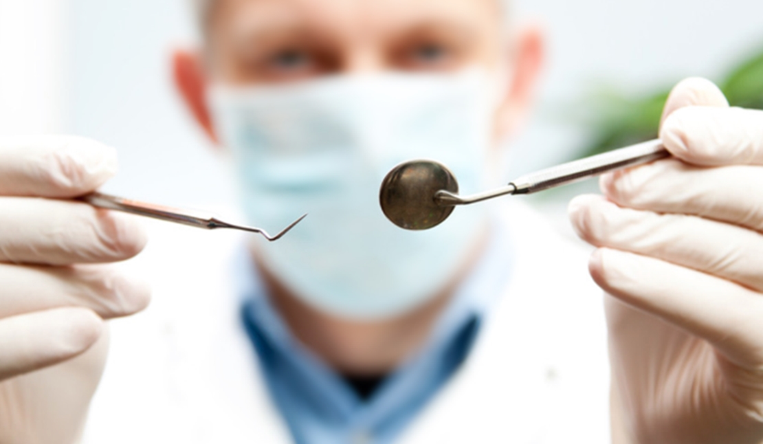 Sanidad alerta sobre la retirada de dos productos odontológicos