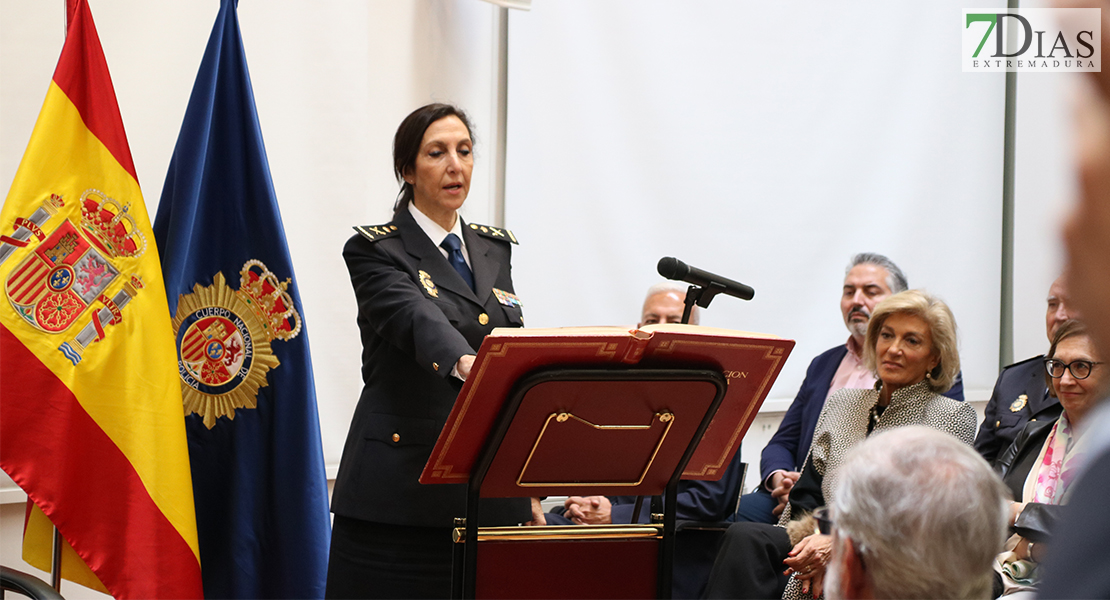 Toma posesión la nueva Jefa Superior de Policía de Extremadura en Badajoz