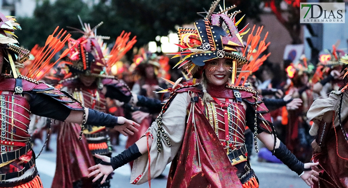 Puntuaciones de las Comparsas, Artefactos y Grupos Menores del Gran Desfile