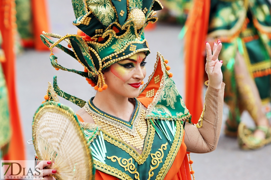 Los mejores primeros planos del gran desfile del Carnaval de Badajoz 2024