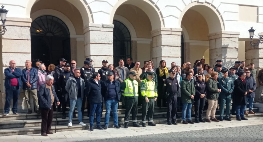 Badajoz homenajea a los dos Guardias Civiles asesinados en Barbate