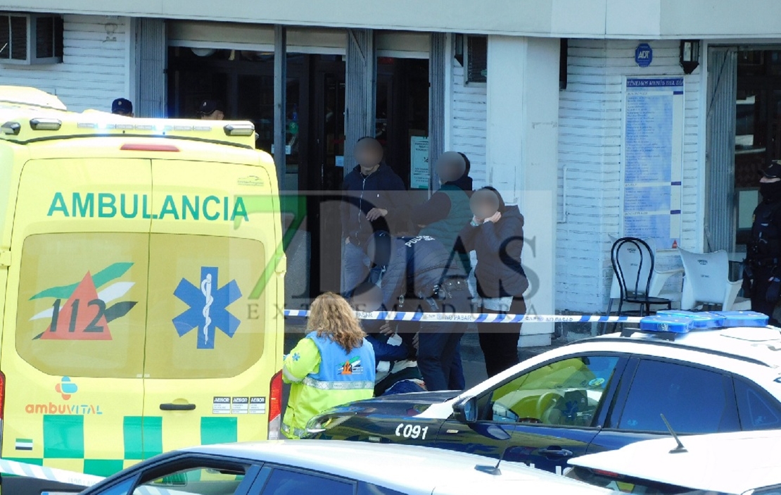 Tiroteo a plena luz de día en una gasolinera de Badajoz