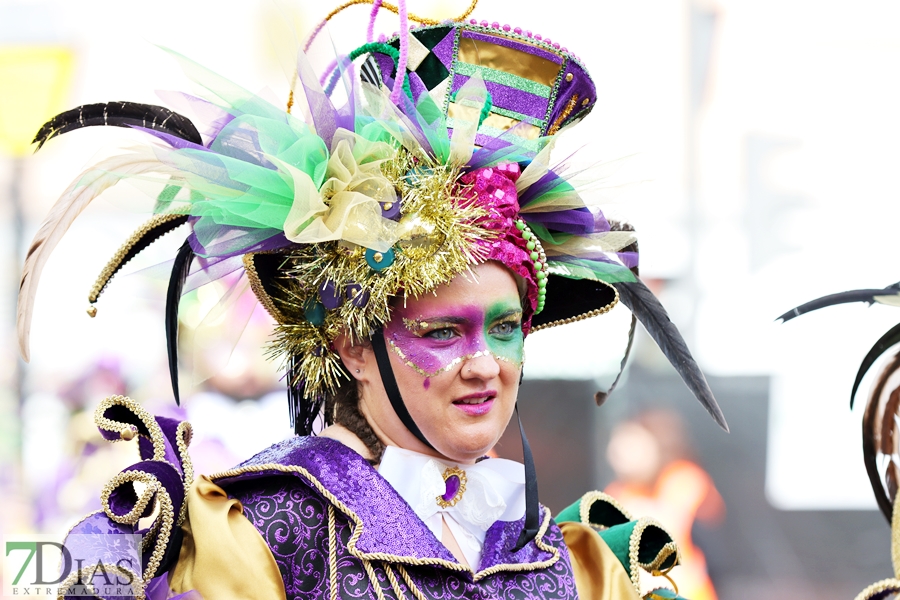 Los mejores primeros planos del gran desfile del Carnaval de Badajoz 2024