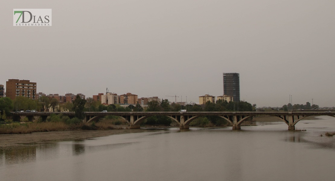 FOTONOTICIA: La calima llega a Badajoz