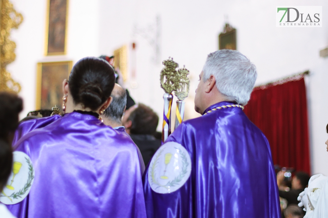 Miles de personas acuden a las puertas de San Agustín y la Ermita de la Soledad este Viernes Santo