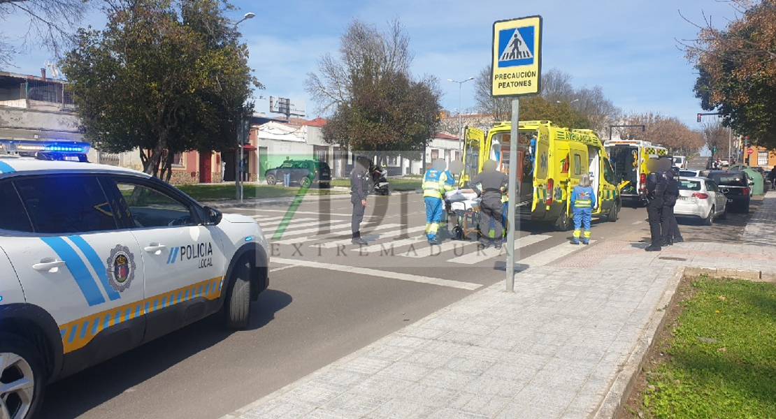 Accidente vial en la calle Gurugú de Badajoz