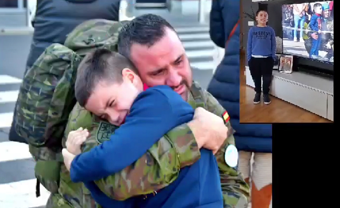 Militares extremeños destinados en el Líbano reciben mensajes de sus hijos el 'Día del Padre'
