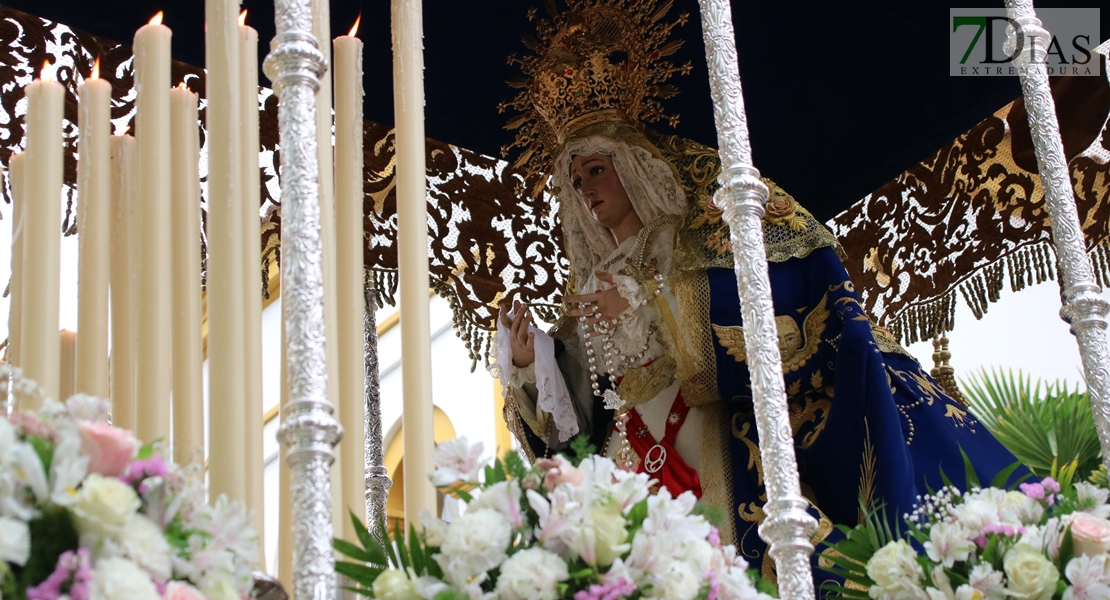 La Borriquita da la bienvenida a la Semana Santa 2024 en Badajoz