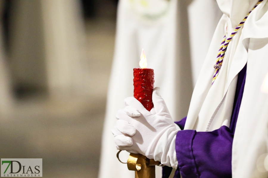 Emotivo Lunes Santo en Badajoz: La Oración en el Huerto y María Santísima de los Dolores salieron a la calle