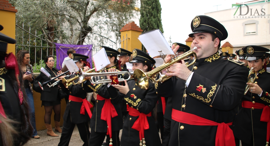 La Borriquita da la bienvenida a la Semana Santa 2024 en Badajoz