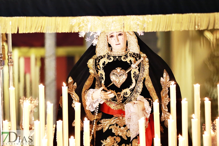 Emotivo Lunes Santo en Badajoz: La Oración en el Huerto y María Santísima de los Dolores salieron a la calle