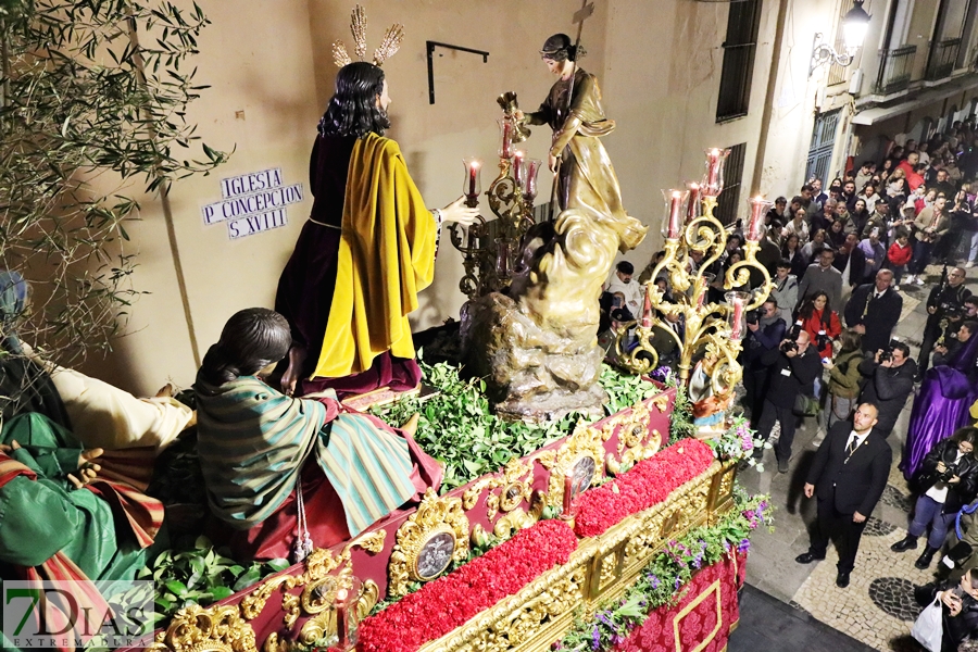 Emotivo Lunes Santo en Badajoz: La Oración en el Huerto y María Santísima de los Dolores salieron a la calle