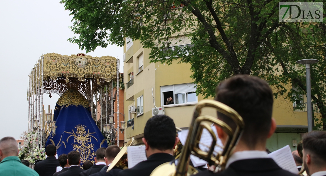 La Borriquita da la bienvenida a la Semana Santa 2024 en Badajoz