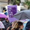 REPOR - La lluvia no frena la manifestación del 8M en Badajoz