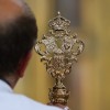 Miles de personas acuden a las puertas de San Agustín y la Ermita de la Soledad este Viernes Santo