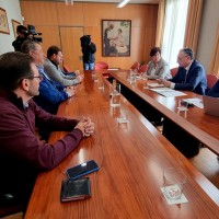 Reunión entre los regantes de Tierra de Barros y el delegado del Gobierno