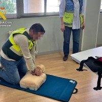 La Guardia Civil recibe formación en la resucitación cardiopulmonar